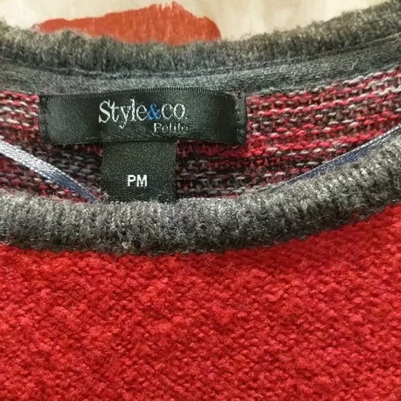 Sweater - Picture 2 of 3